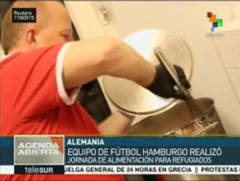 Alemania: Equipo de futbol Hamburgo dona comidas para los refugiados