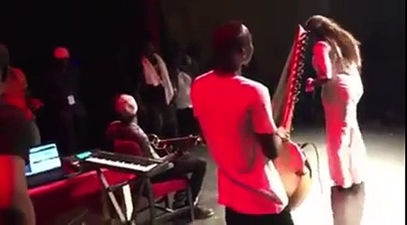 Voici le prodige de la chora sa donne des frissons Sidikiba Toumani Diabaté