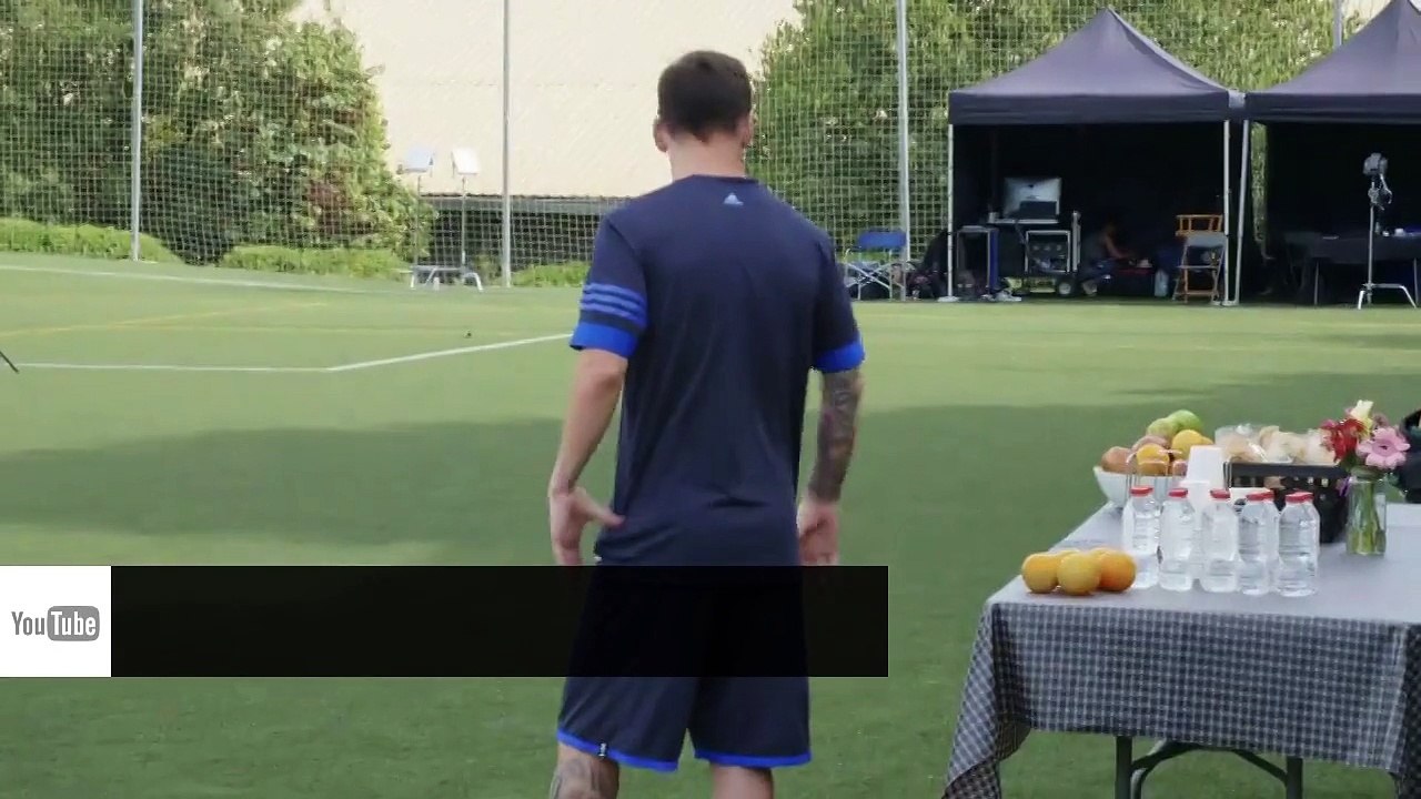 Zap Foot du 12 novembre : Messi sait jongler avec n'importe quoi, l'erreur catastrophique de Doria, le penalty le plus pourri de tout les temps etc.