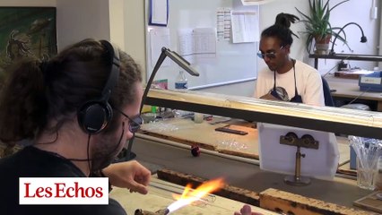 Dans les coulisses de Pylones : quand les souffleurs de verre font de la bijouterie