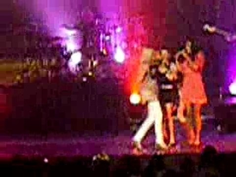 Ludo et Domy Y A QU'UN CH'VEUX