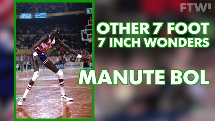 Meet the human 'Praying Mantis'