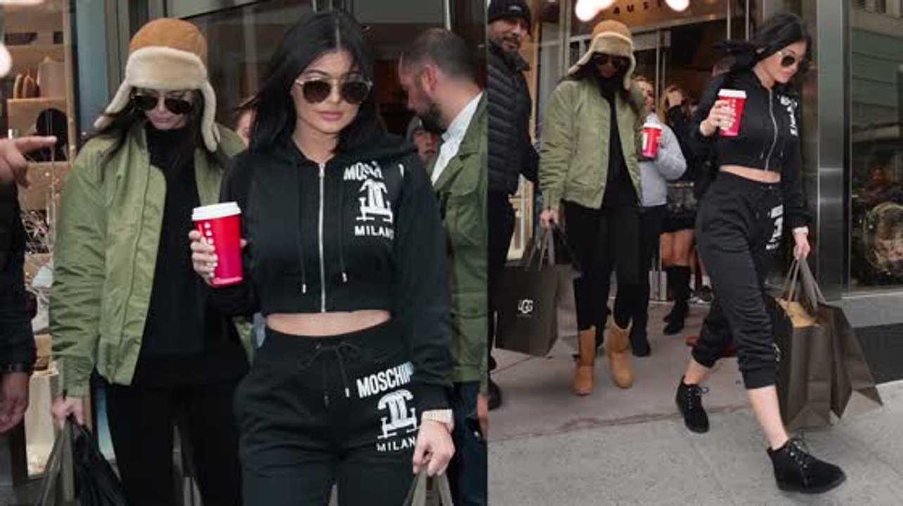 Kendall und Kylie Jenner machen UGGs populär