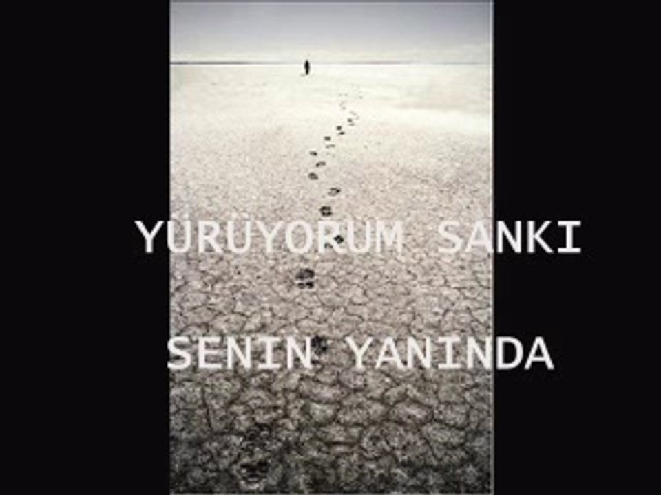 Kazım Koyuncu Anısına, Kazım Koyuncu - İşte Gidiyorum Şarkı Sözleri (lyrics):  İşte gidiyorum Birşey demeden Arkamı dönmeden Şikayet etmeden Hiçbirşey almadan Birşey vermeden Yol ayrılmış, görmeden gidiyorum  Ne küslük var ne pişmanlık kalbimde Yürüyorum