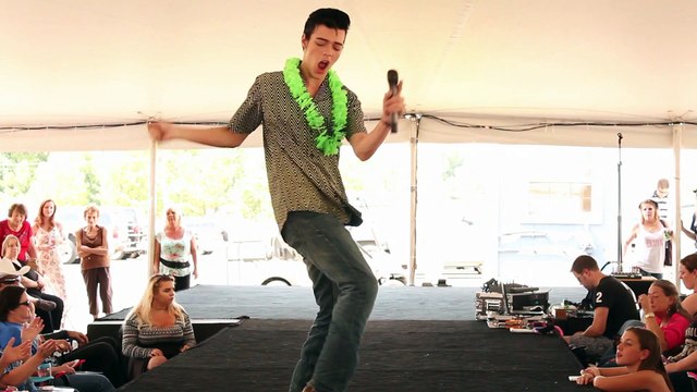 Alex Swindle sings 'Elvis Medley' Elvis Week 2015