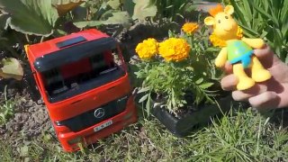 Learn to Plant Flowers with Giraffe Moffy, Truck & Excavator GARDENING Demo Education For Kids