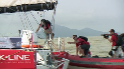 Arrivée de Initiatives Coeur ( T. de Lamotte - S.Davies) - Transat Jacques Vabre 2015