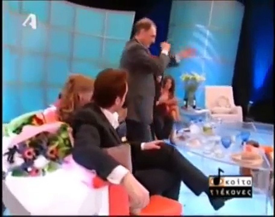 Βασίλης Καρράς Νύχτα ξελογιάστρα Τα χιλιομέτρα ειναι λίγα