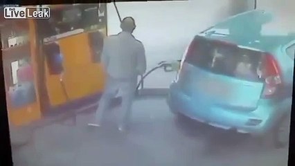 LiveLeak A Woman Scorned, Will Set Your Car On Fire!