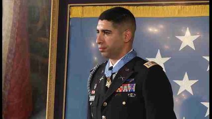 Obama reconoce la labor de un militar que salvó a sus compañeros en Afganistán