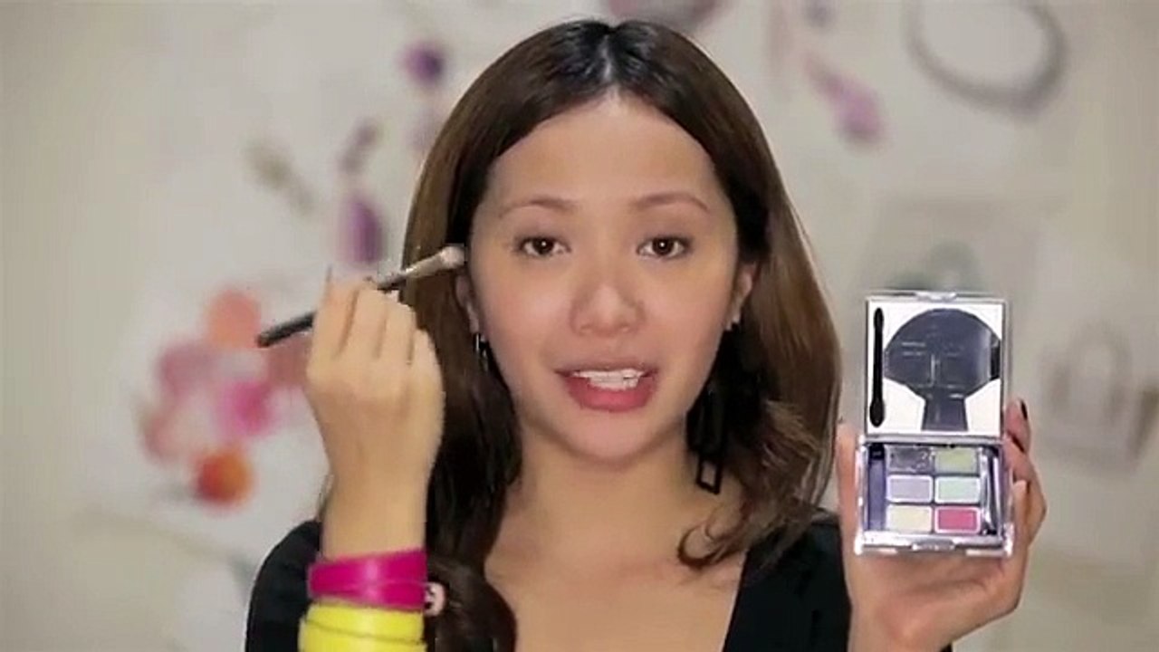 No Mirror Makeup Challenge