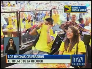 Download Video: Hinchas apoyaron a la Selección en varios lugares de Quito