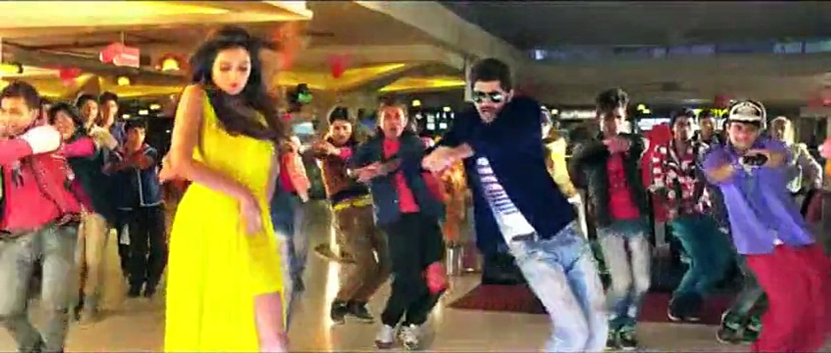 BR || Action (Bengali Movie) - Chicken Tandoori - Om –Nusrat | HD