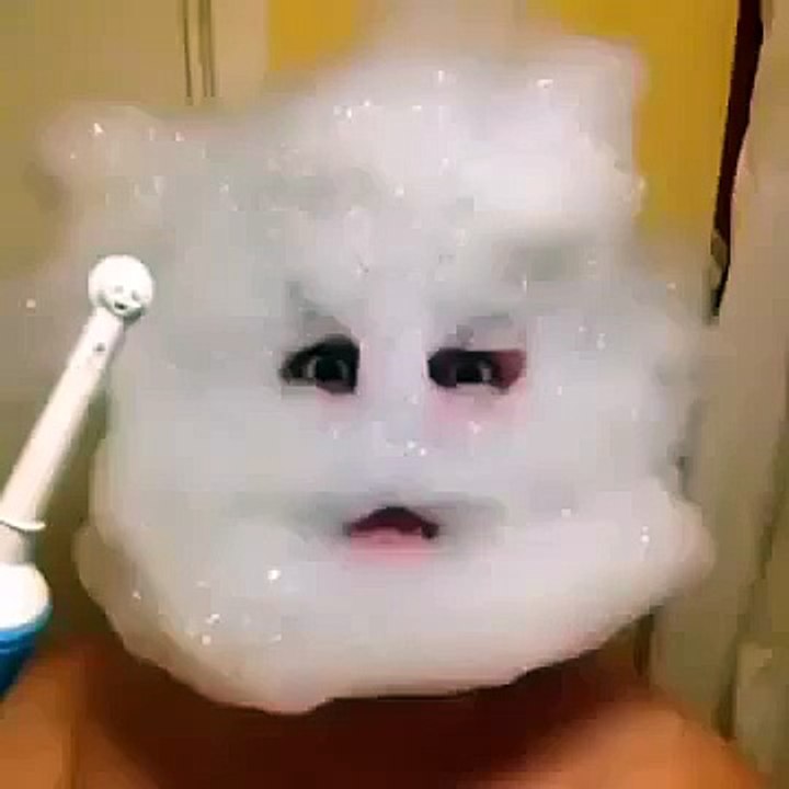When Happy Cloud Gets Bored! Vine By  Daz Black