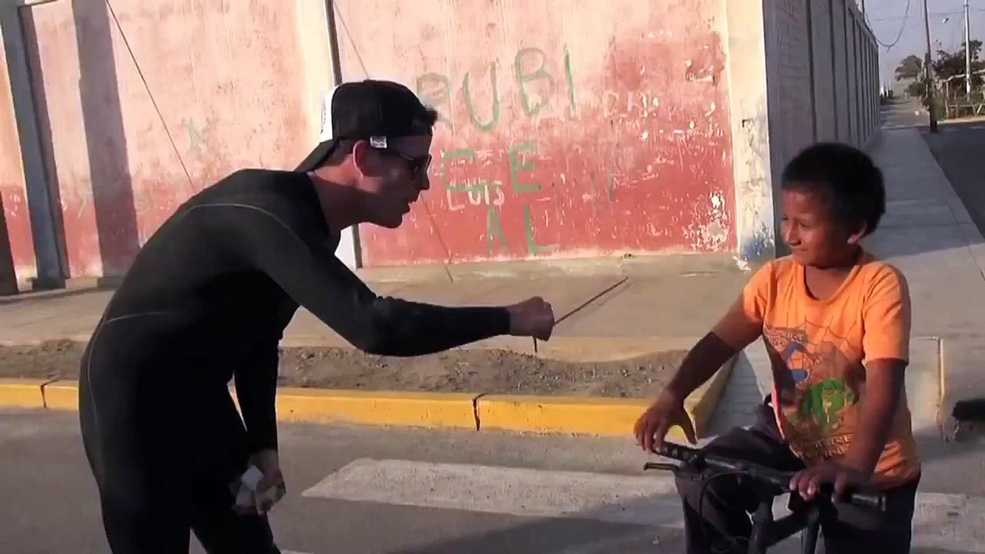 ⁣Peruvian Street Surfing Steve O