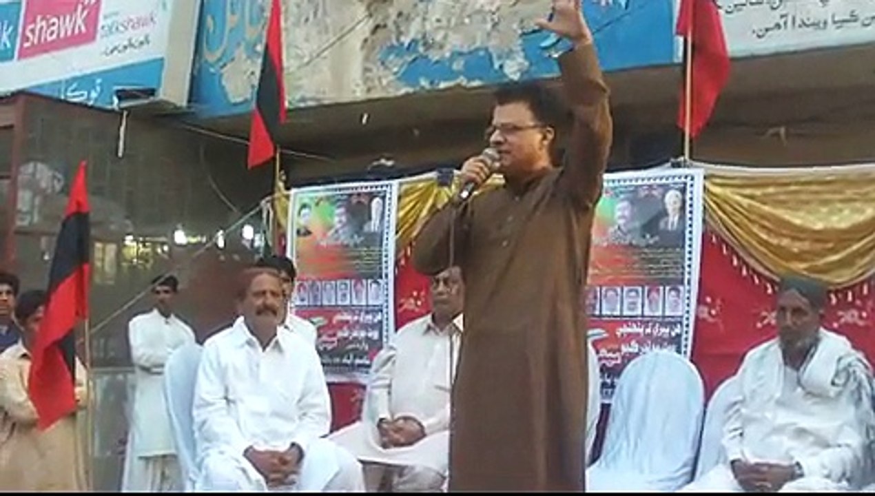 QAT President Ayaz Latif Palijo addressing Corner meetings in Faiz one , Qasimabad Hyderabad on 8 Nov 2015