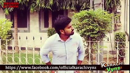 How They Cross The Road ( Men vs Women ) By Karachi Vynes.