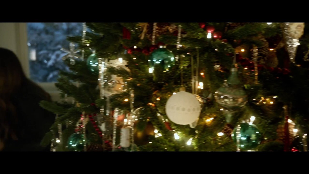 Love the Coopers 2015 HD Movie Featurette Rags the Dog - Diane Keaton, John Goodman