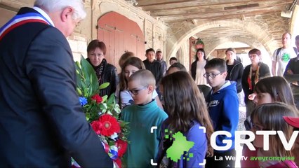 hommage du 11 novembre à Sauveterre-De-Rouergue