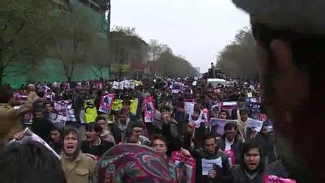 Thousands of Afghans march demand justice for slain Shiites
