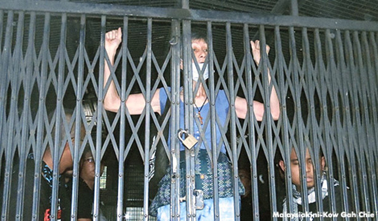 Aunty Bersih, 17 others to enter defence for illegal assembly