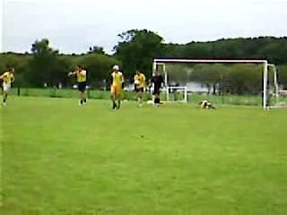 Los poils de bitos font du foot.