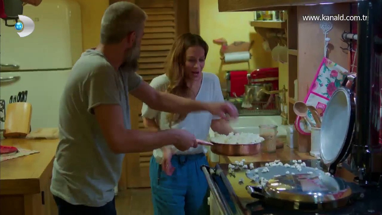 Poyraz Karayel 31. Bölüm - Jehan Barbur - Seve seve ölürüm senin için