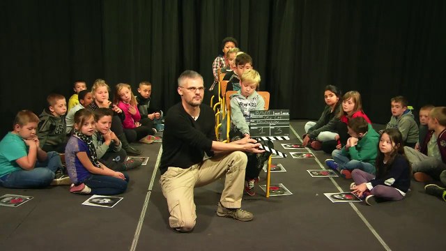 Camion des mots - Classe de CE2/CM1 Groupe 2 École Louis Pergaud de Pont-Audemer (27)