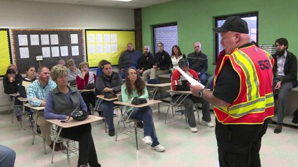 Aux USA, des enseignants s'entraînent contre les tueurs armés