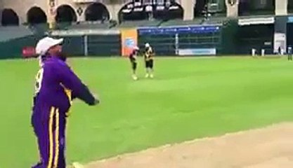 Wasim Akram to Shoaib Akhtar “Phen–chod tu Pa-gal jeya haigaa ain”