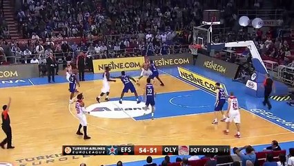 Anadolu Efes uzatmada yıkıldı!