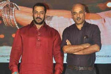 Salman Khan and Sooraj Barjatya on a nostalgic trip!