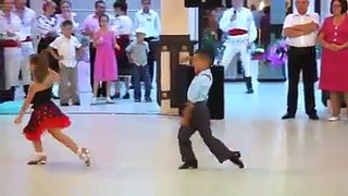 amazing children dance performance's