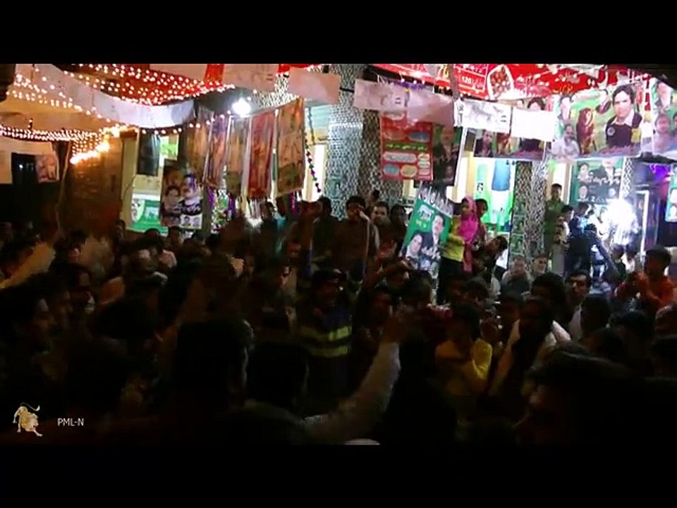 PML-N Gujranwala - Amir Ikram Butt & Rizwan Khokhar UC-40/4 Dhool Celebration