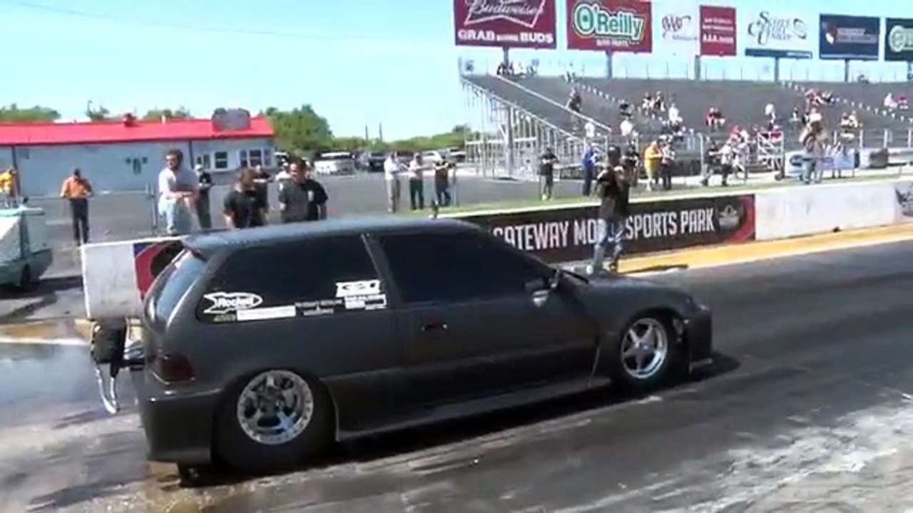 UM V8 Twin Turbo Com 1000cv É O Que Esconde Este Honda Civic!!!