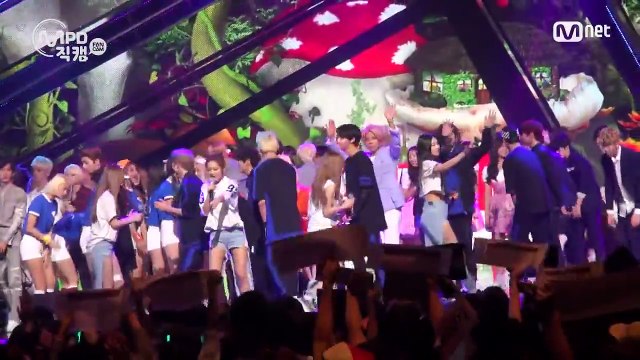 [MPD직캠] 레드벨벳 1위 앵콜 직캠 덤덤 DUMB DUMB Fancam No.1 Encore full ver. MNET MCOUNTDOWN 150917
