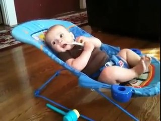 This kid must has 6 Abs ! Haha So Funny ! - YouTube