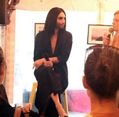 Conchita at Radio NOVA 91,9 Breakfast Show with Lewis & Lowe - Australia,  13.11.2015