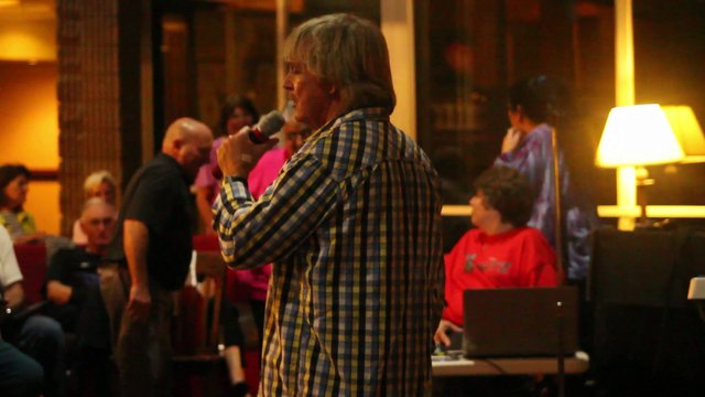 Gene Hodge sings the Marty Robbins song 'White Sportcoat & a Pink Carnation' Sheffield Remembers 2015