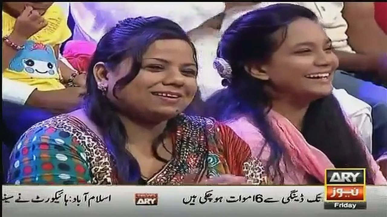 Hillarious Act Between Mathira And Umer Sharif