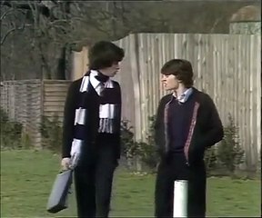 A Bunch of Fives 1977 S01E04 A Cry for Help