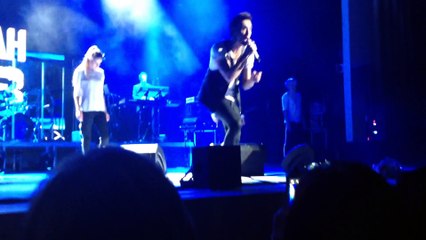 «Не молчи» Д.Билан, А.Бон (В.Новгород, 26.02.2015) (Павел Обрядчиков)
