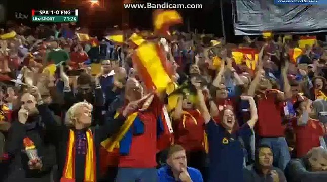 Mario Gaspar Bycycle KICK GOAL SPAIN 1-0 ENGLAND 13.11.2015 HD