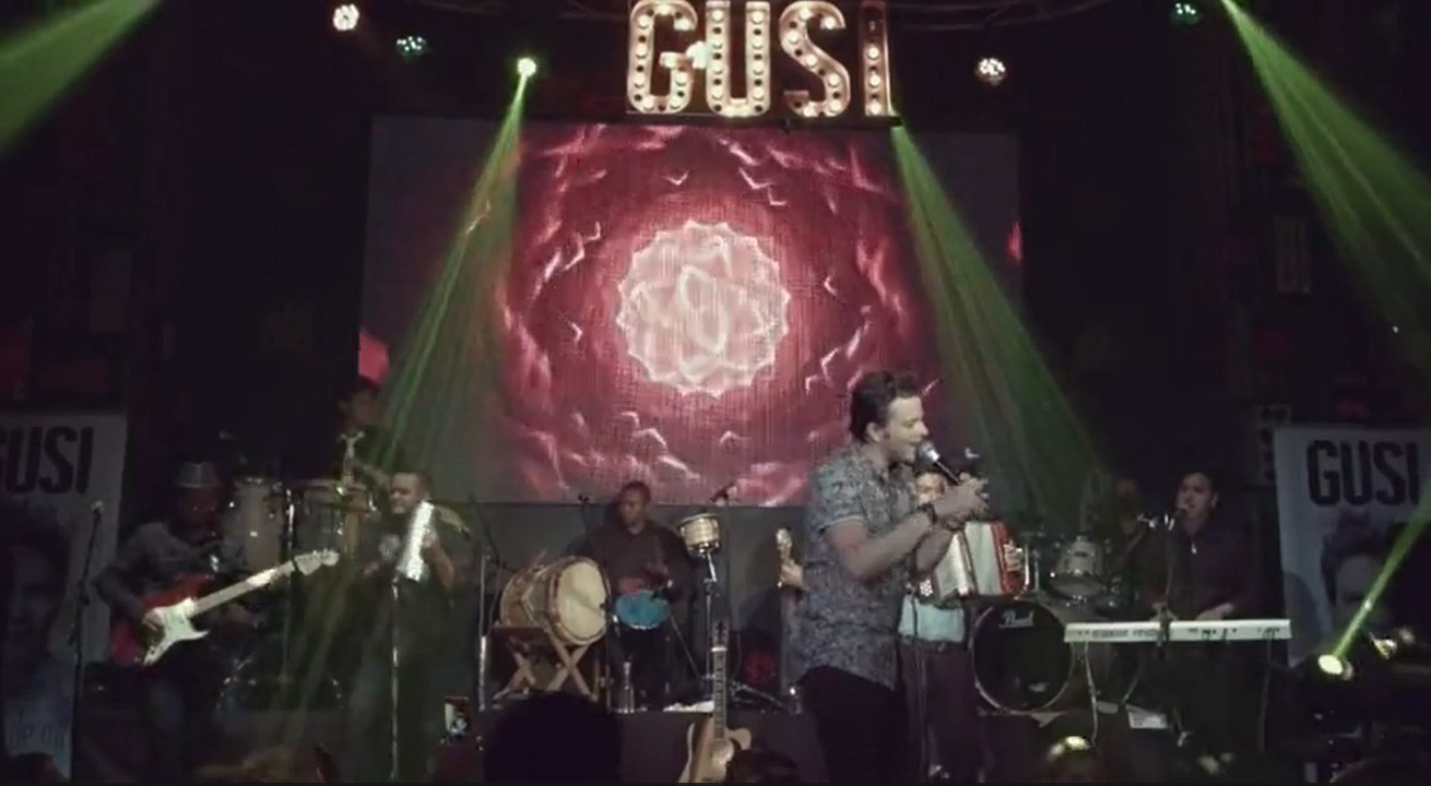GUSI - TENGO TU AMOR (en vivo) Al Son De Mi Corazón)