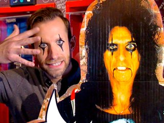 3 Unique Celebrity Watering Holes