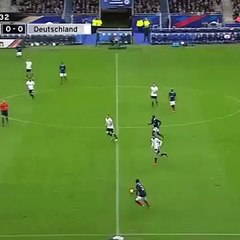 لحظة وقوع انفجار باريس من ملعب فرنسا