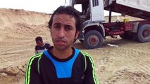 أحمد سعيد القيادى بحركة تمرد يشارك فى حفر قناة السويس الجديدة سبتمبر2014