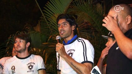 Loco Abreu revela desejo de voltar ao Bota: ‘Liguei para o presidente'