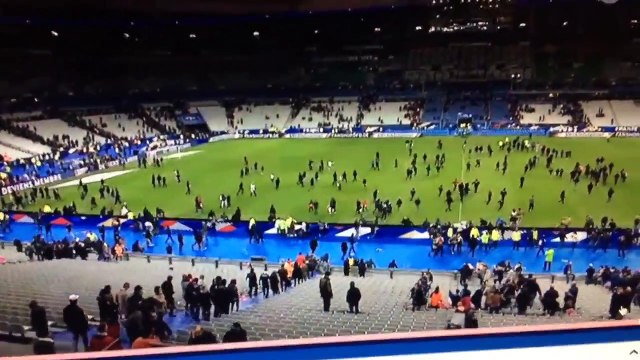 Explosions au Stade de France pendant le match France - Allemagne