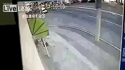 Best Of Liveleak - Police Chase Ends in Crash